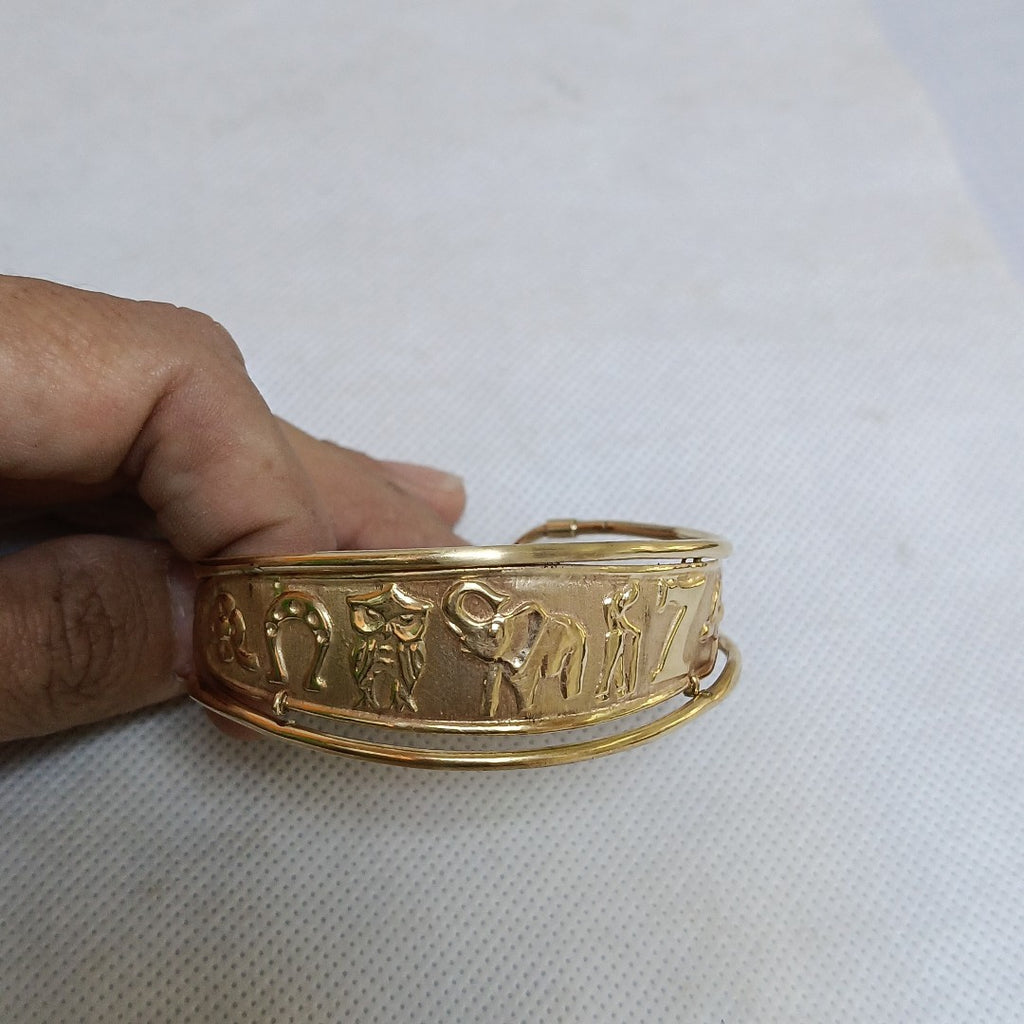 BRAZALETE. ORO. 10 K 9.9 GRMS (SEMINUEVO)