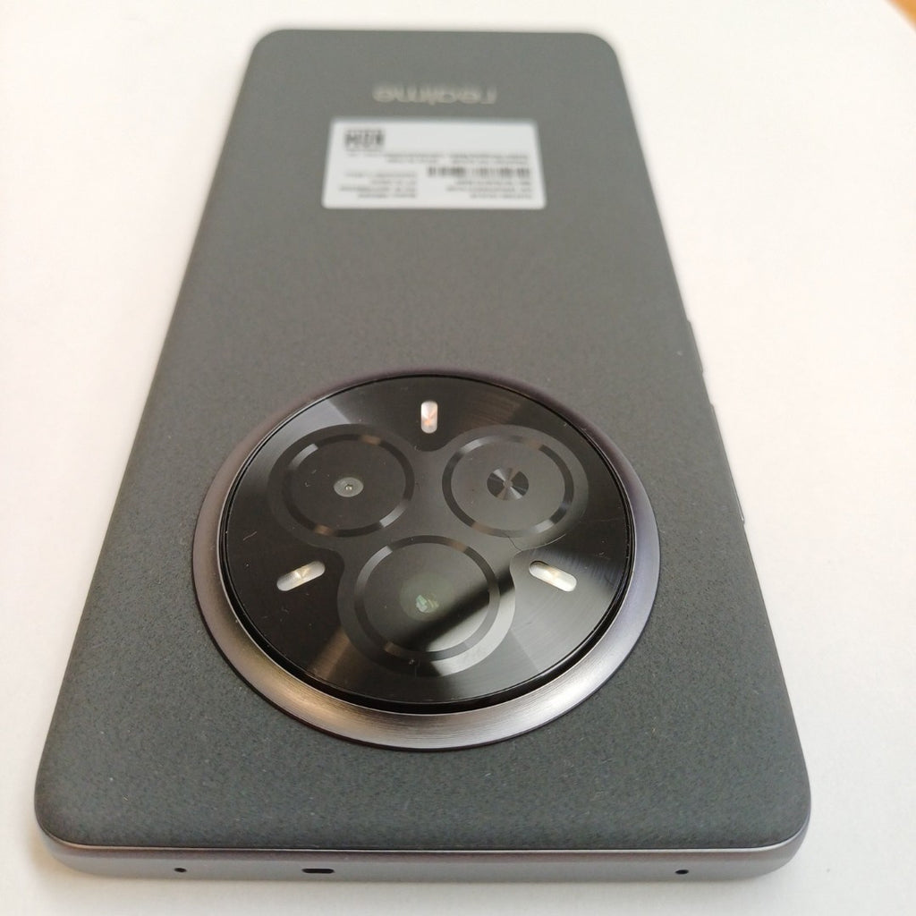 CELULAR REALME 14 PRO 5G RMX5056 (2025) 256 GB 8 GB RAM (SEMINUEVO)