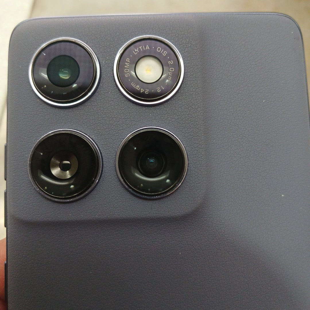 CELULAR MOTOROLA EDGE 60 FUSION XT2503-1 (2023) 256 GB 8 GB RAM (SEMINUEVO)