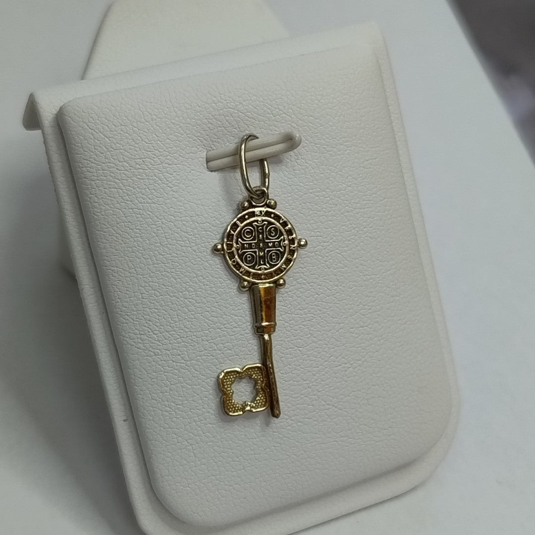 DIJE. ORO. 10 K 1.2 GRMS (SEMINUEVO)