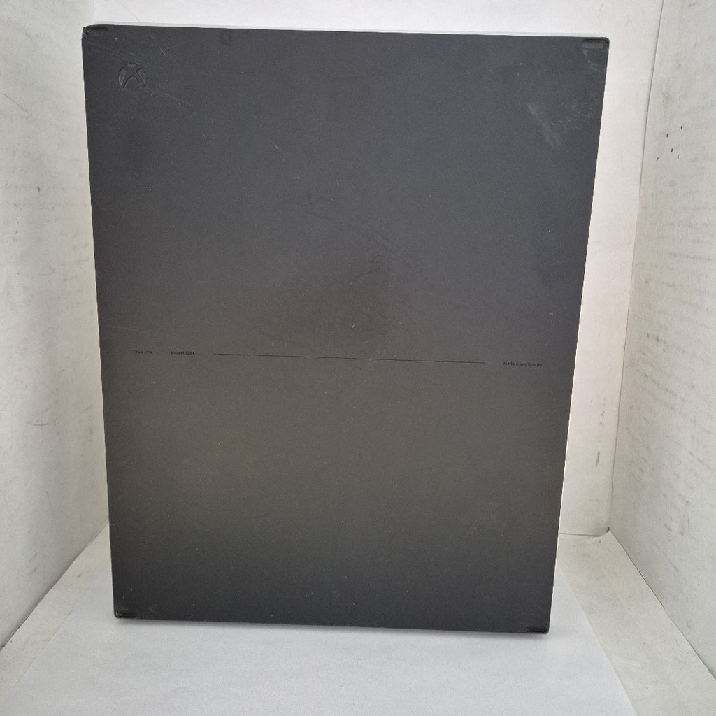 CONSOLA DE VIDEOJUEGO MICROSOFT XBOX ONE S 1 TB (SEMINUEVO)