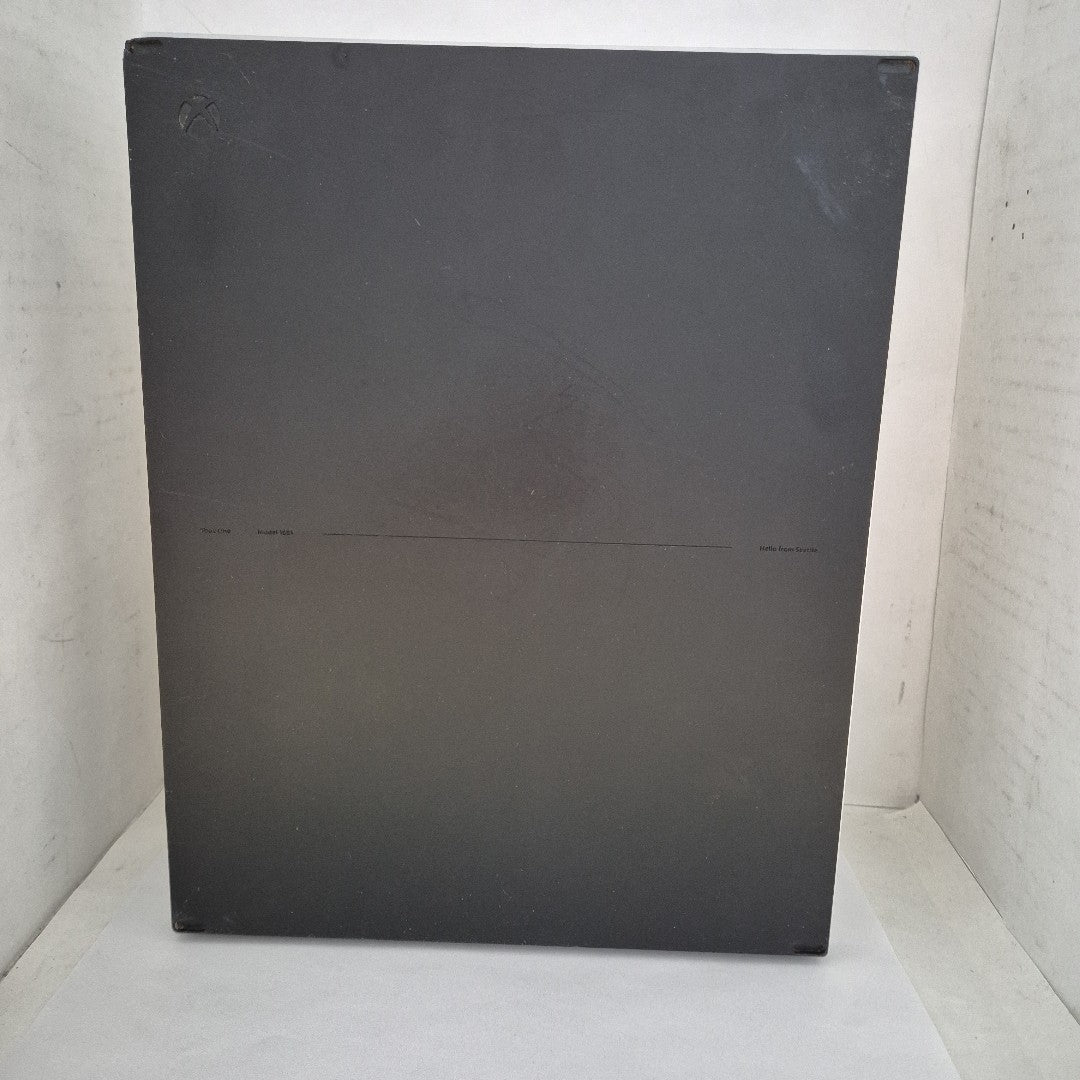 CONSOLA DE VIDEOJUEGO MICROSOFT XBOX ONE S 1 TB (SEMINUEVO)