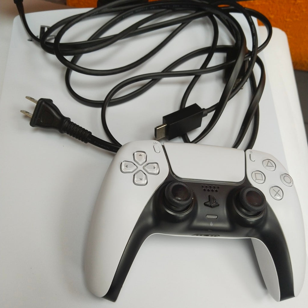 CONSOLA DE VIDEOJUEGO SONY PS5 825 SSD (SEMINUEVO)