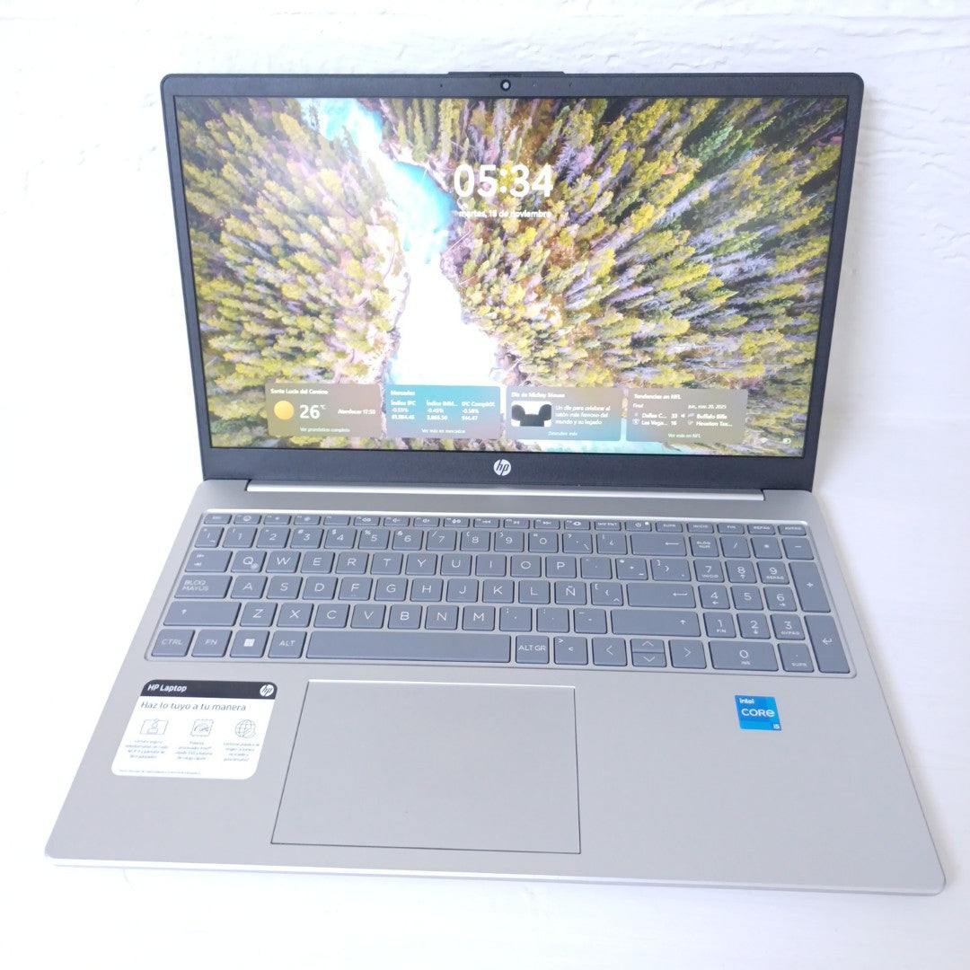 LAPTOP HP 15-FD0058LA (2024) 512 GB SSD 8 GB RAM (SEMINUEVO)