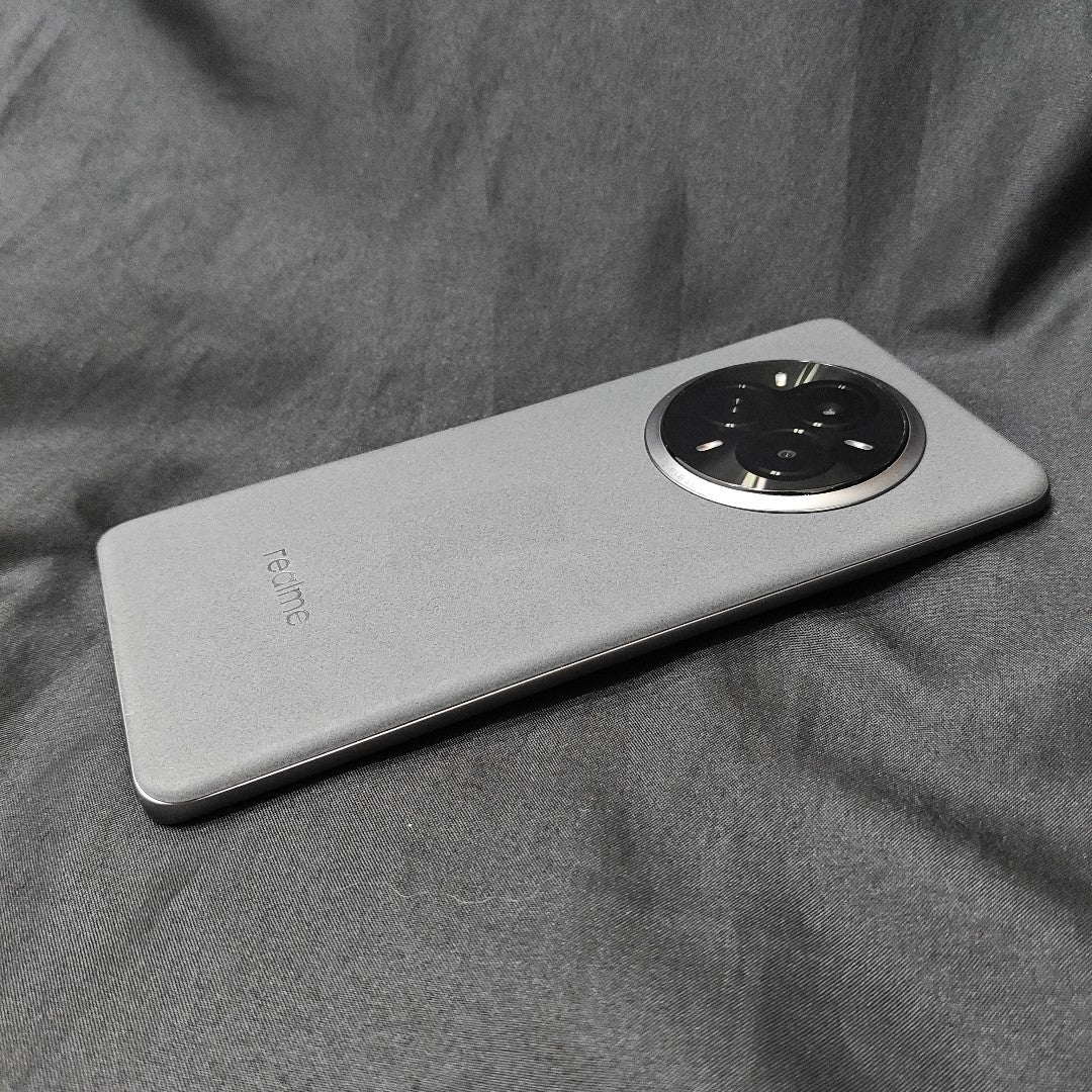 CELULAR REALME 14 PRO 5G RMX5056 (2025) 256 GB 8 GB RAM (SEMINUEVO)