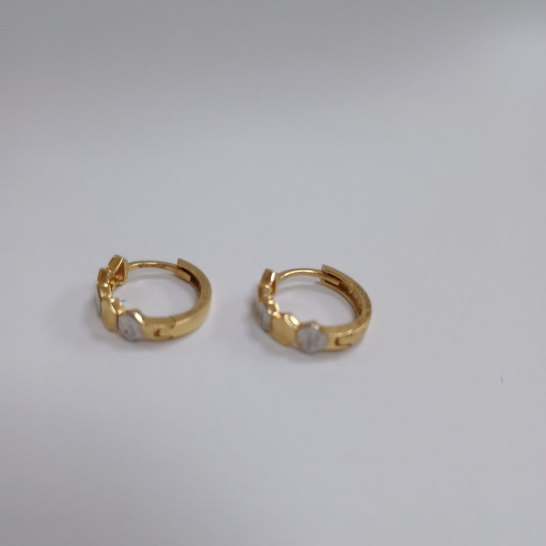 HUGGIES ORO 14K 1.8 (NUEVO)