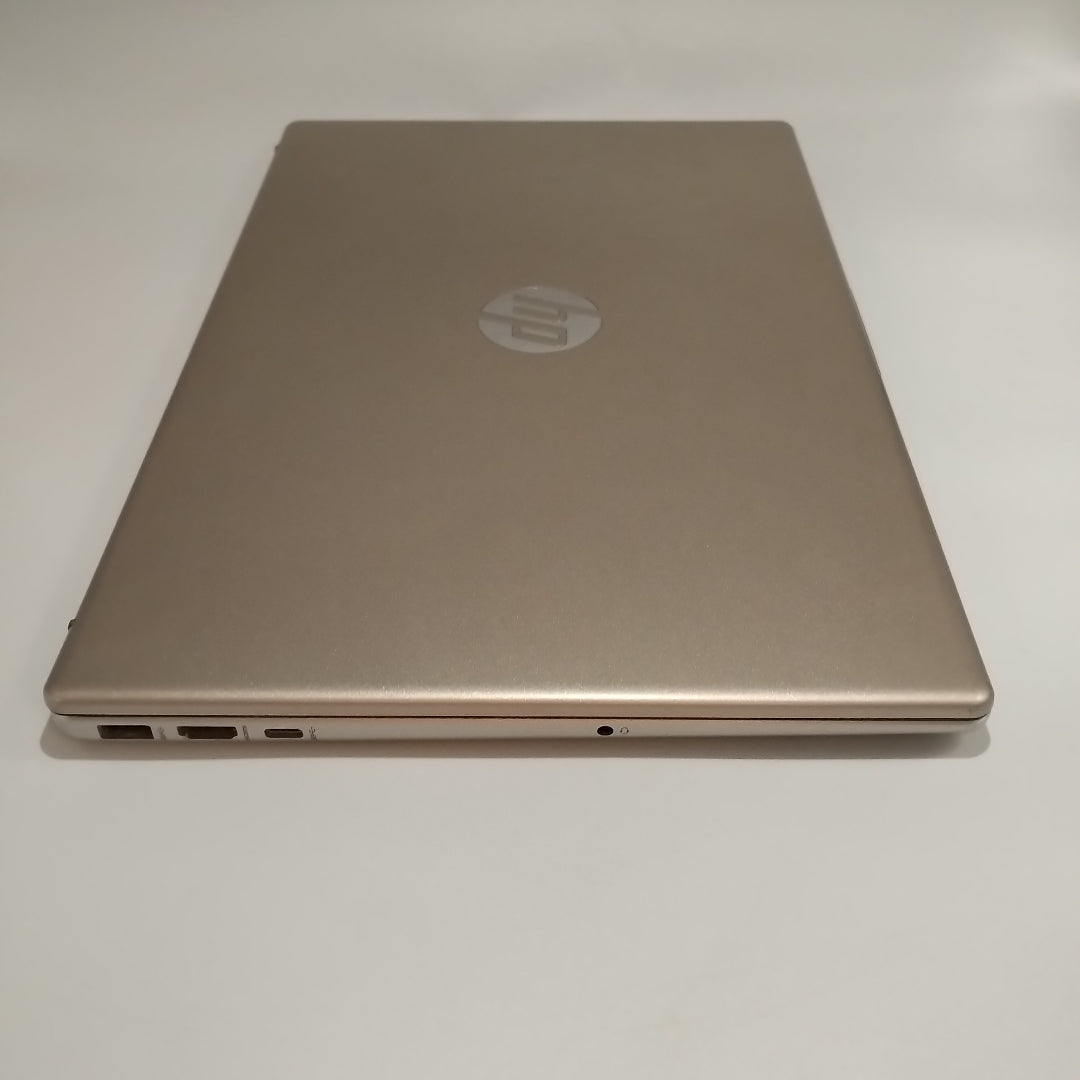 LAPTOP HP 15-FC0003LA (2023) 256 GB SSD 8 GB RAM (SEMINUEVO)
