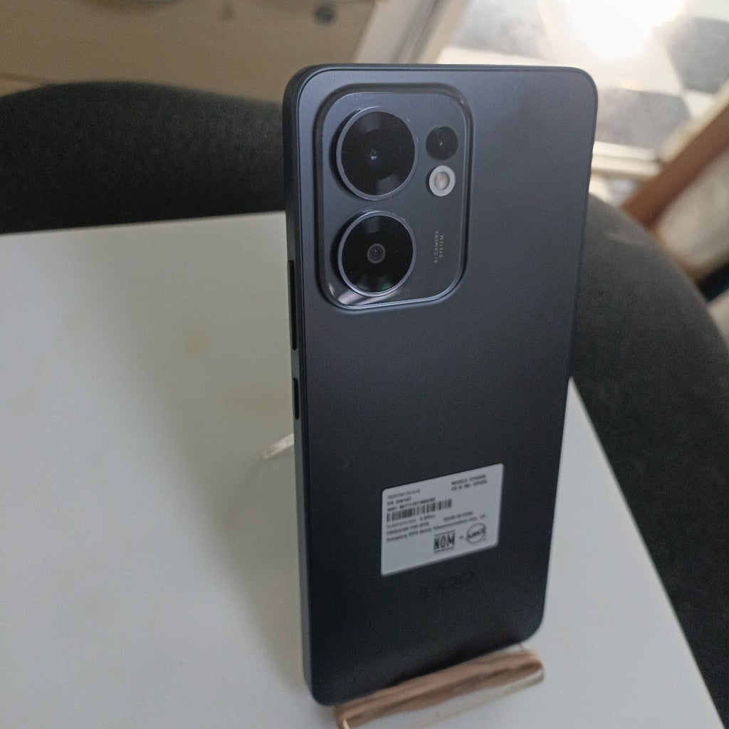 CELULAR OPPO  RENO 13F 5G CPH2699 (2025) 256 GB 12 GB RAM (SEMINUEVO)