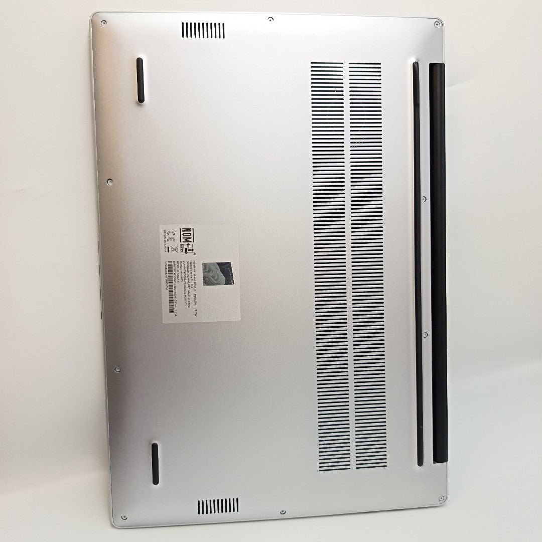 LAPTOP HUAWEI MATEBOOK D16 MCLF-X (2024) 1 TB SSD 16 GB RAM (SEMINUEVO)