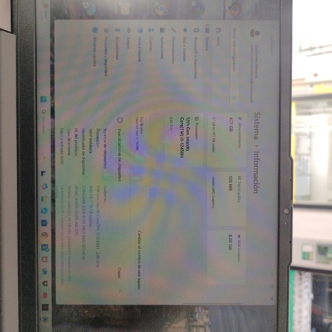 LAPTOP LENOVO IDEAPAD SLIM 3 15IAH8 (2023) 512 GB SSD 8 GB RAM (SEMINUEVO)