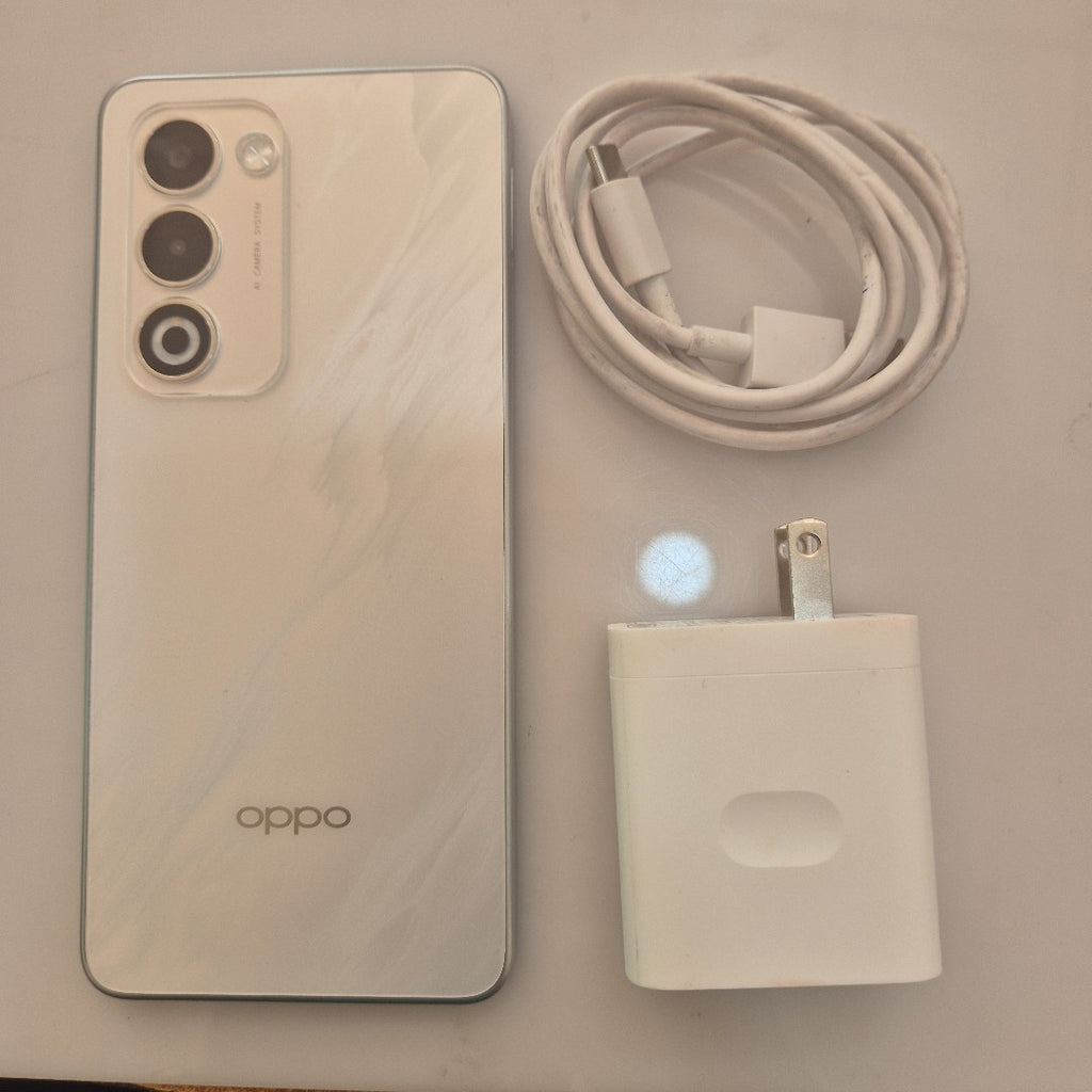 CELULAR OPPO  A5 CPH2727 (2025) 256 GB 4 GB RAM (SEMINUEVO)