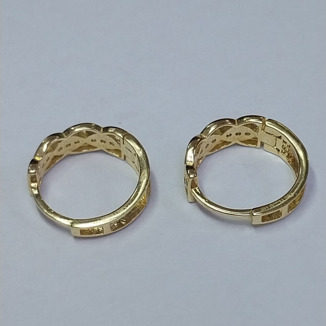 HUGGIES ORO 14K 2.1 (NUEVO)