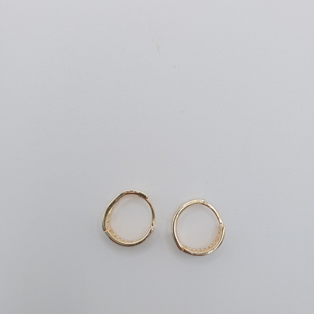 HUGGIES ORO 14K 2.5 (NUEVO)