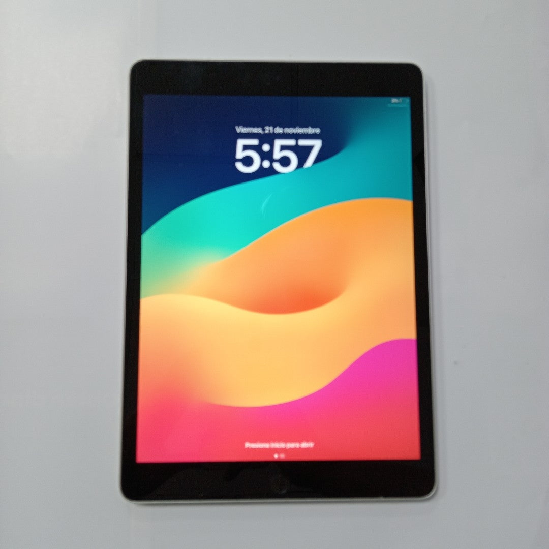 TABLETA APPLE IPAD 9 A2602 64 GB 3 GB RAM (SEMINUEVO)