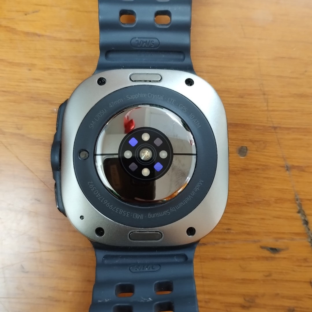 SMARTWATCH SAMSUNG GALAXY WATCH ULTRA SM-L705U (2024) 47 MM GPS + CELULAR (SEMINUEVO)