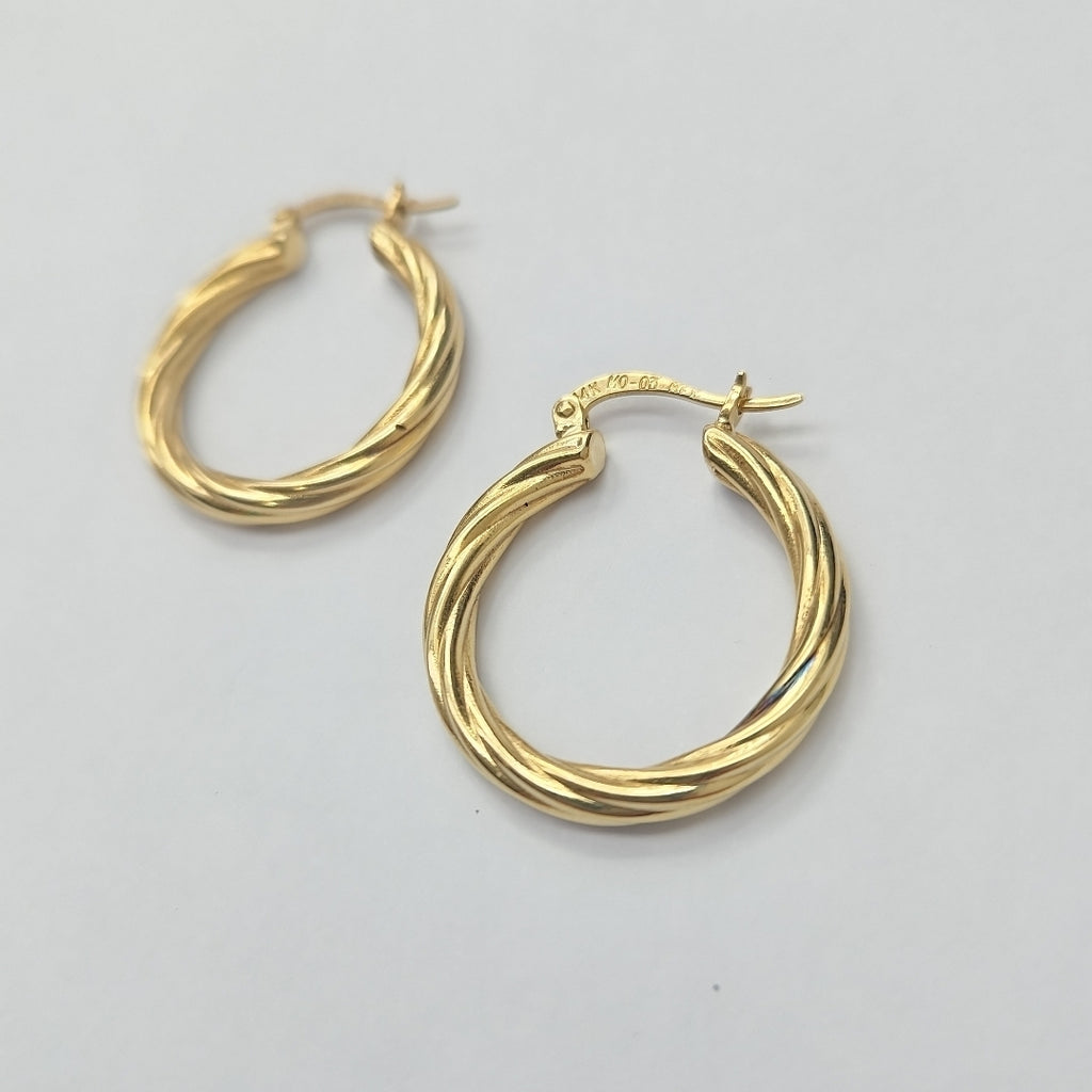 ARRACADAS PAR. ORO. 14 K 4.6 GRMS (SEMINUEVO)