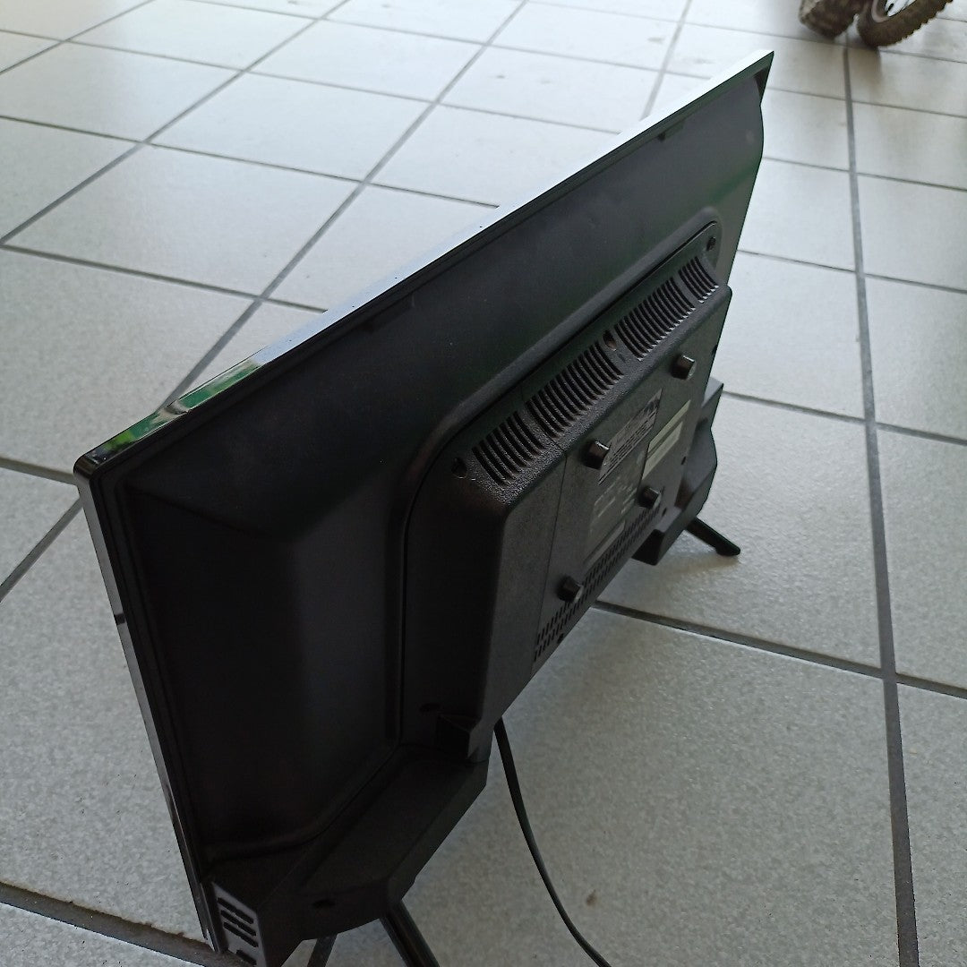 PANTALLA ONN 100012590 (2021) 24" LED HD (SEMINUEVO)