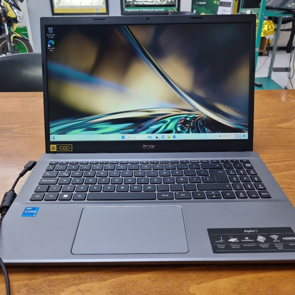 LAPTOP ACER ASPIRE 5 A515-57-578D (2023) 512 GB SSD 16 GB RAM (SEMINUEVO)
