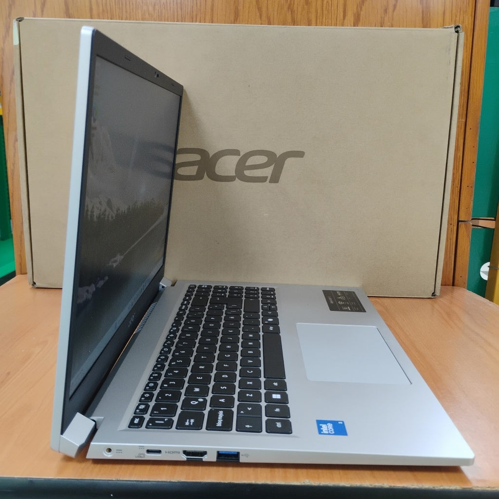 LAPTOP ACER ASPIRE LITE 15 AL15-33P-35KJ (2025) 512 GB SSD 8 GB RAM (SEMINUEVO)