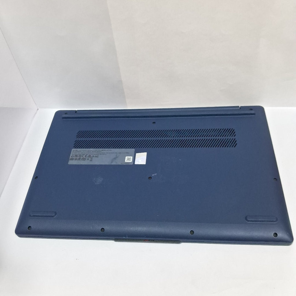 LAPTOP LENOVO IDEAPAD SLIM 3 15IRU8 (2024) 512 GB SSD 8 GB RAM (SEMINUEVO)