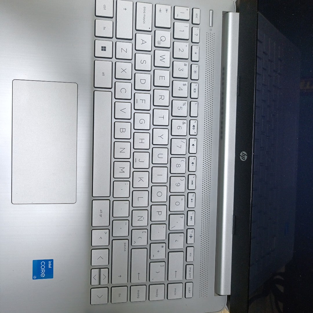 LAPTOP HP 14-DQ2531LA (2023) 512 GB SSD 16 GB RAM (SEMINUEVO)