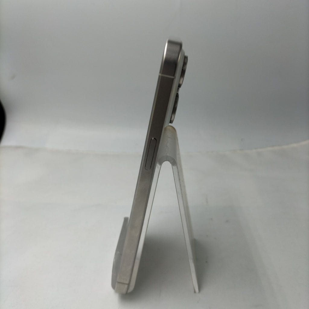 CELULAR APPLE IPHONE 15 PRO MAX A3105 (2023) 256 GB 8 GB RAM (SEMINUEVO)