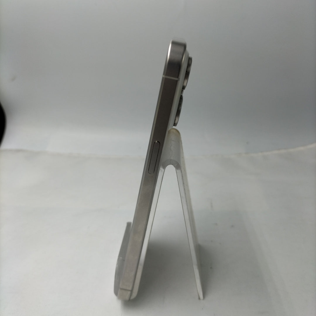 CELULAR APPLE IPHONE 15 PRO MAX A3105 (2023) 256 GB 8 GB RAM (SEMINUEVO)