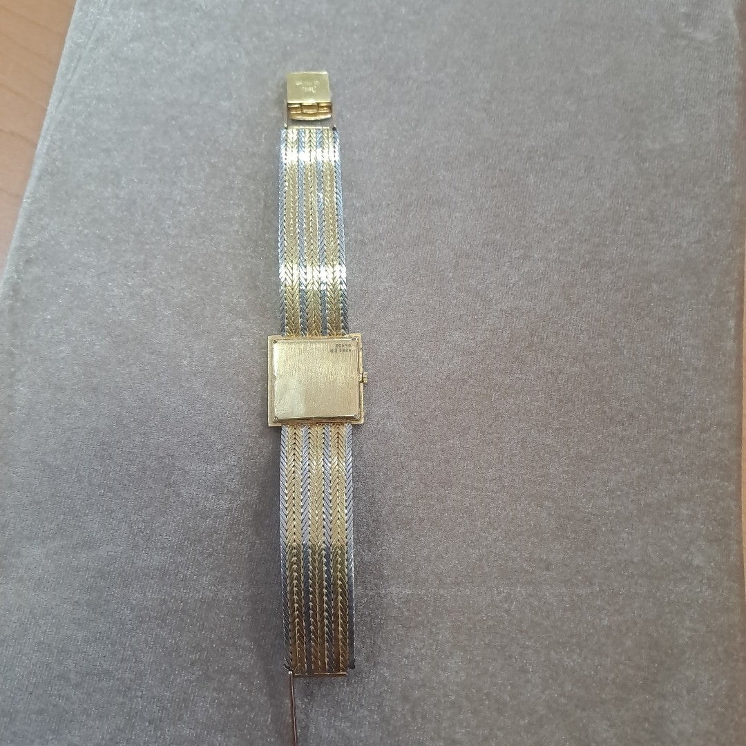 RELOJ CAJA Y PULSO ORO. ORO. 18 K 67.9 GRMS (SEMINUEVO)