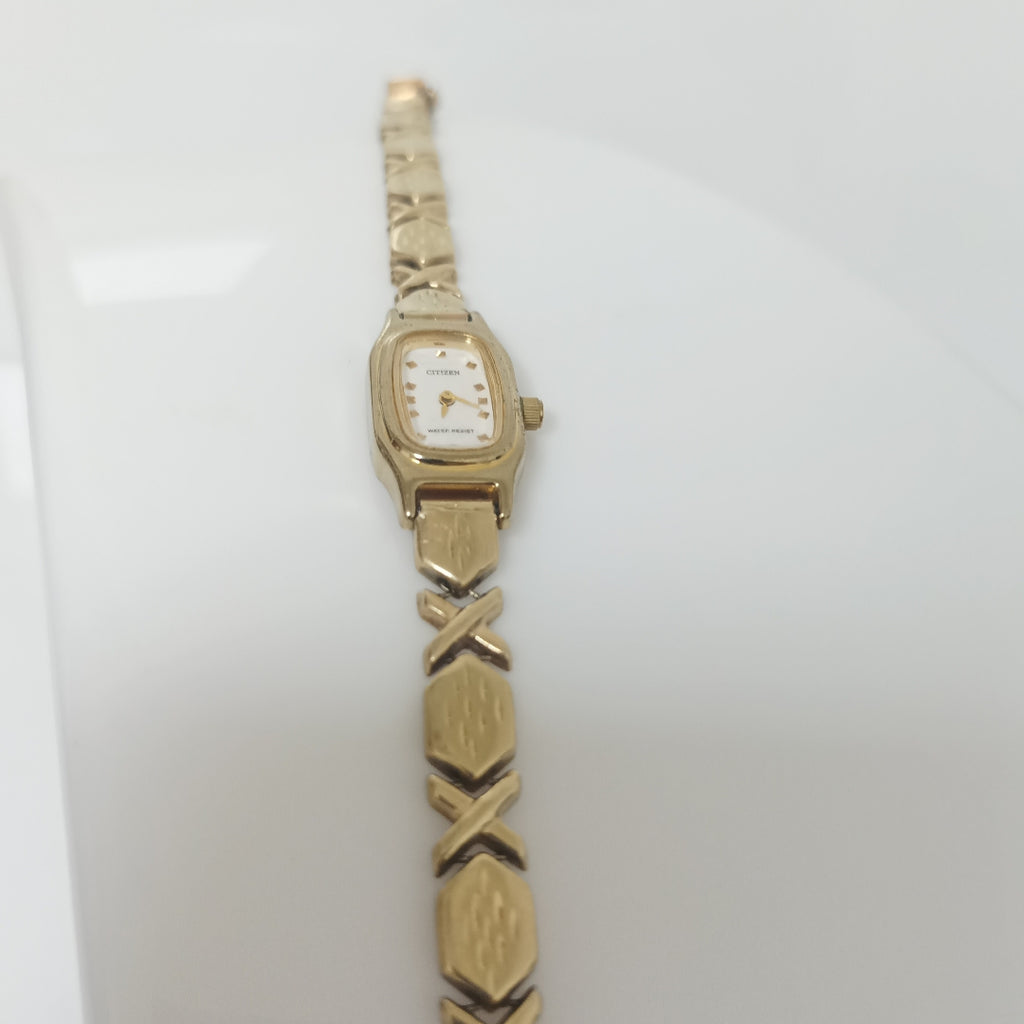 RELOJ CAJA ACERO PULSO ORO. ORO. 8 K 14.7 GRMS (SEMINUEVO)