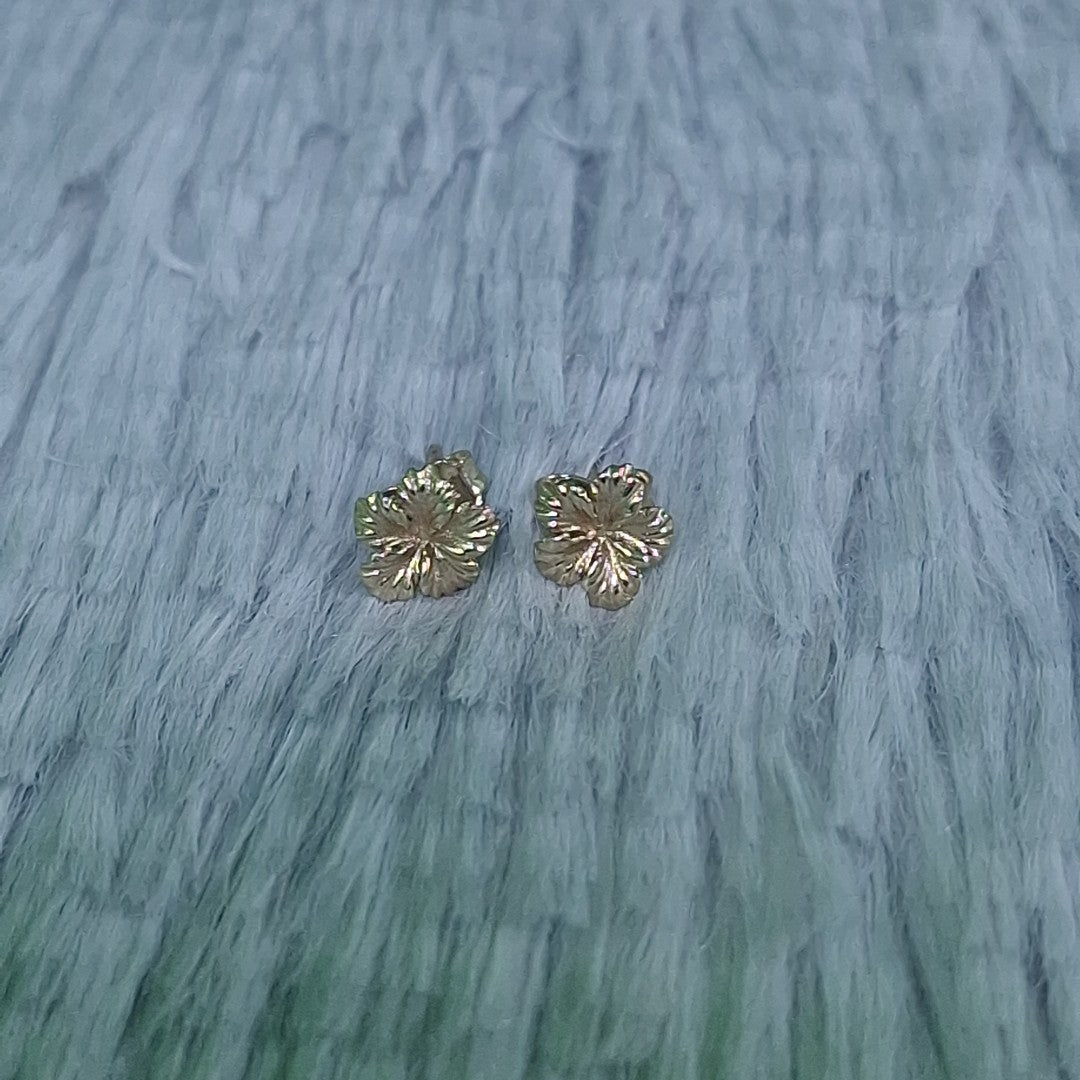 BROQUELES ORO 14K 0.9 (NUEVO)