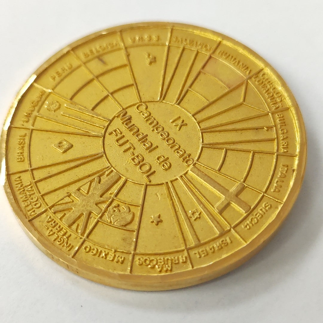 MEDALLA CONMEMORATIVA. ORO. 21 K 41.7 GRMS (SEMINUEVO)