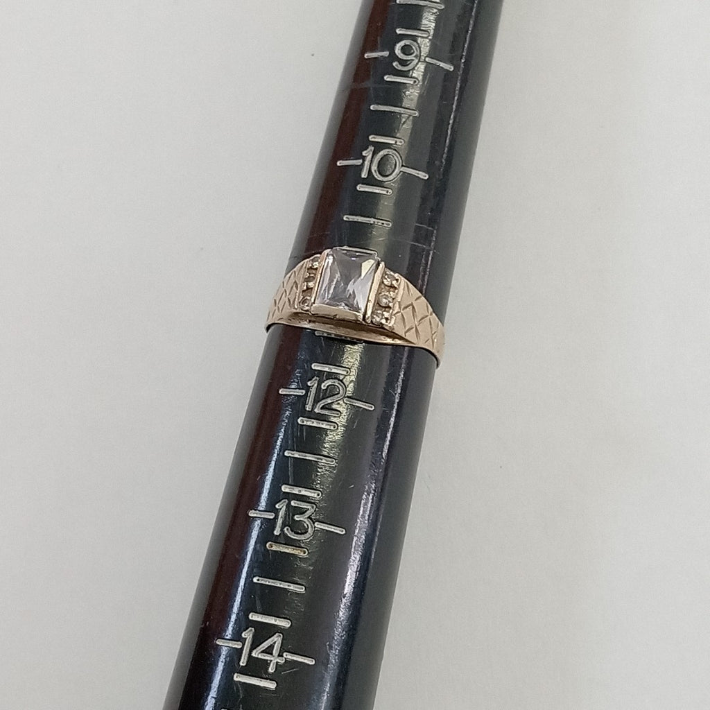 ANILLO. ORO. 10 K 2.9 GRMS (SEMINUEVO)