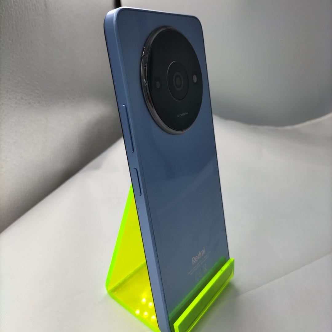 CELULAR XIAOMI REDMI A3 2312CRNCCL (2024) 64 GB 3 GB RAM (SEMINUEVO)