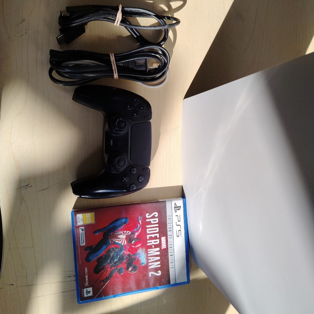 CONSOLA DE VIDEOJUEGO SONY PS5 825 SSD (SEMINUEVO)