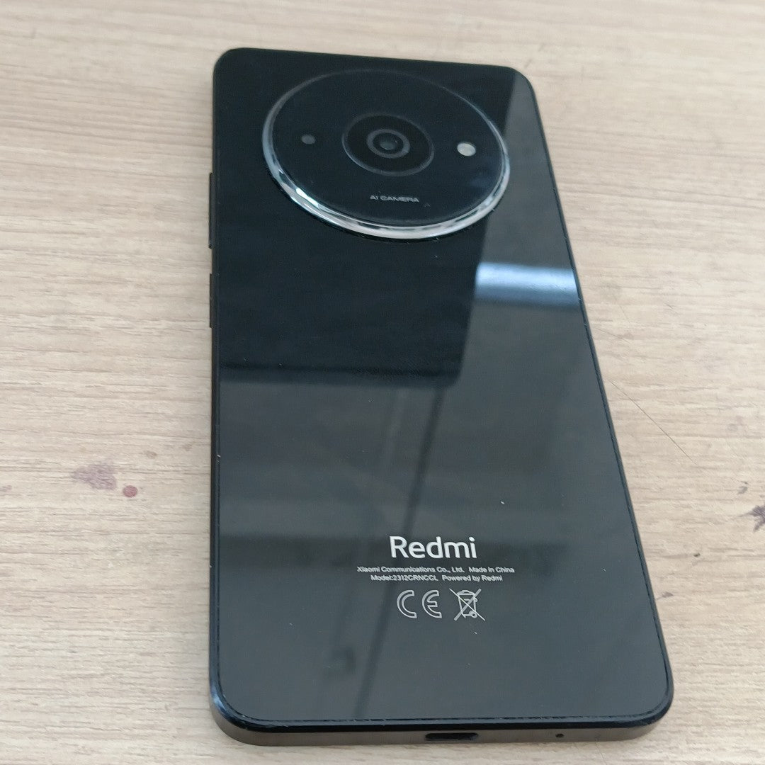 CELULAR XIAOMI REDMI A3 2312CRNCCL (2024) 64 GB 3 GB RAM (SEMINUEVO)