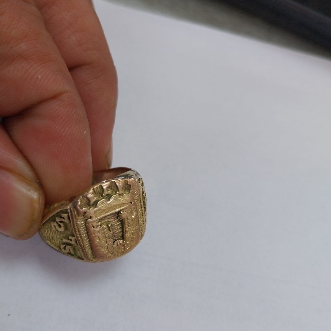 ANILLO. ORO. 10 K 10.2 GRMS (SEMINUEVO)