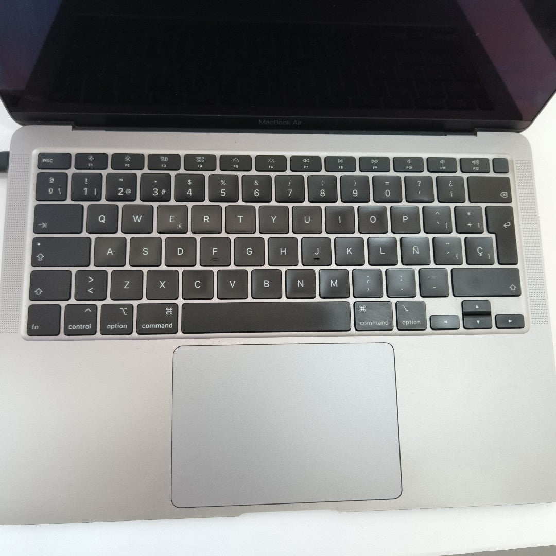 LAPTOP APPLE MACBOOK AIR 13" 2020 1.1 A2179 256 GB SSD 8 GB RAM (SEMINUEVO)