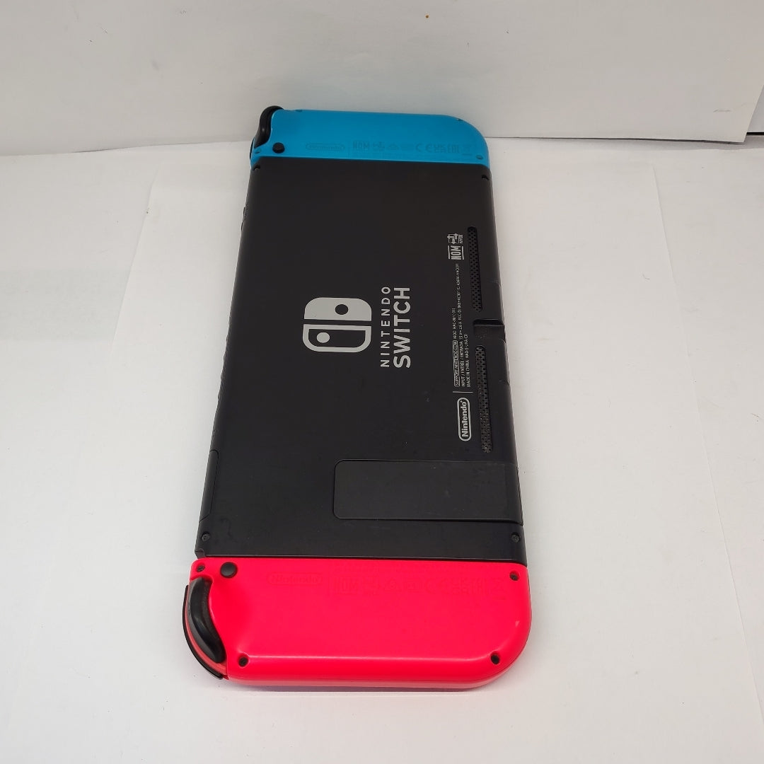 CONSOLA DE VIDEOJUEGO NINTENDO SWITCH 1.1 32 GB (SEMINUEVO)