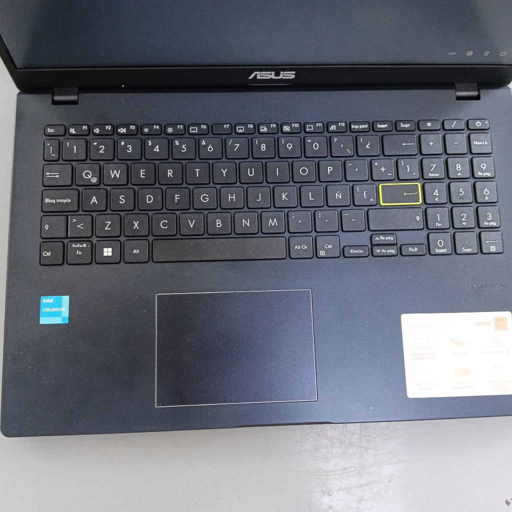 LAPTOP ASUS VIVOBOOK E510KA-BR760W (2024) 128 GB SSD 4 GB RAM (SEMINUEVO)
