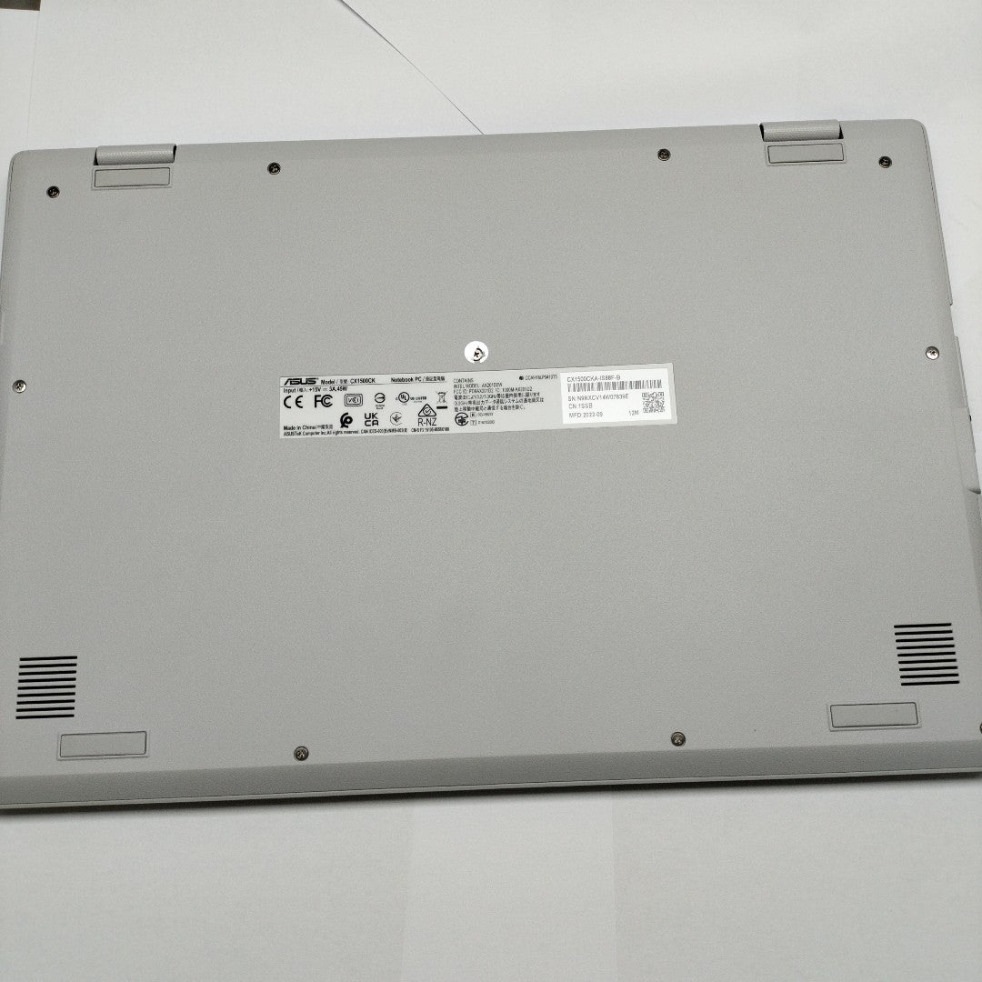 LAPTOP ASUS CHROMEBOOK CX1500CKA-IS88F-B (2022) 64 GB EMMC 4 GB RAM (SEMINUEVO)