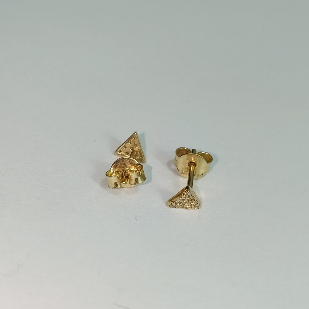 10024BRO00000B1078 FRD6 BROQUEL DE TRIANGULO CON CIRCONIAS ORO 14K 0.8GRS (NUEVO)