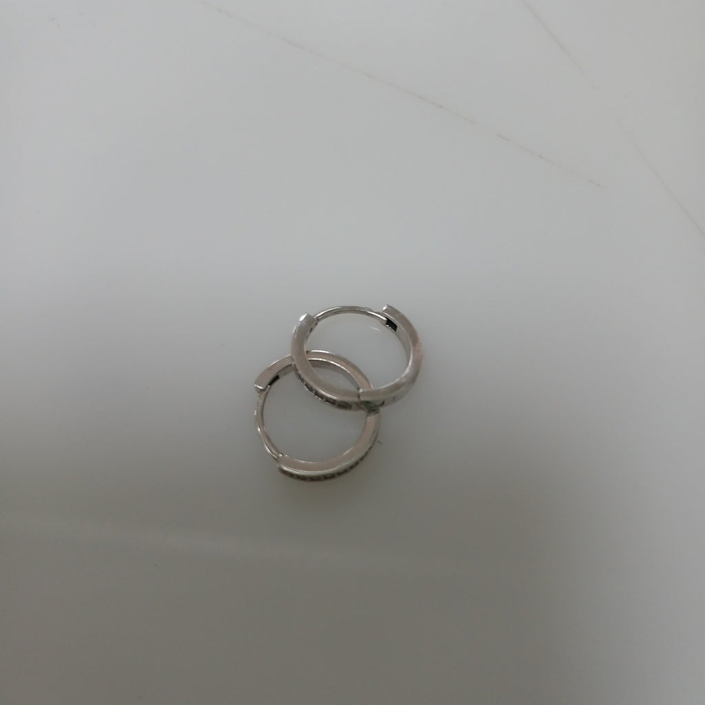 10950HUG99600B710 FRD15 HUGGIES ORO 14K 2GRS (NUEVO)