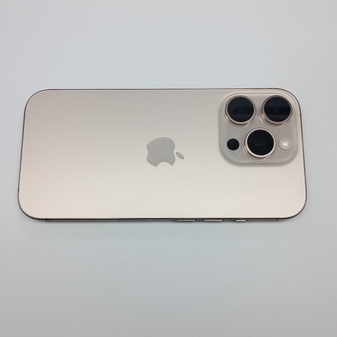 CELULAR APPLE IPHONE 16 PRO A3292 (2024) 1 TB 8 GB RAM (SEMINUEVO)