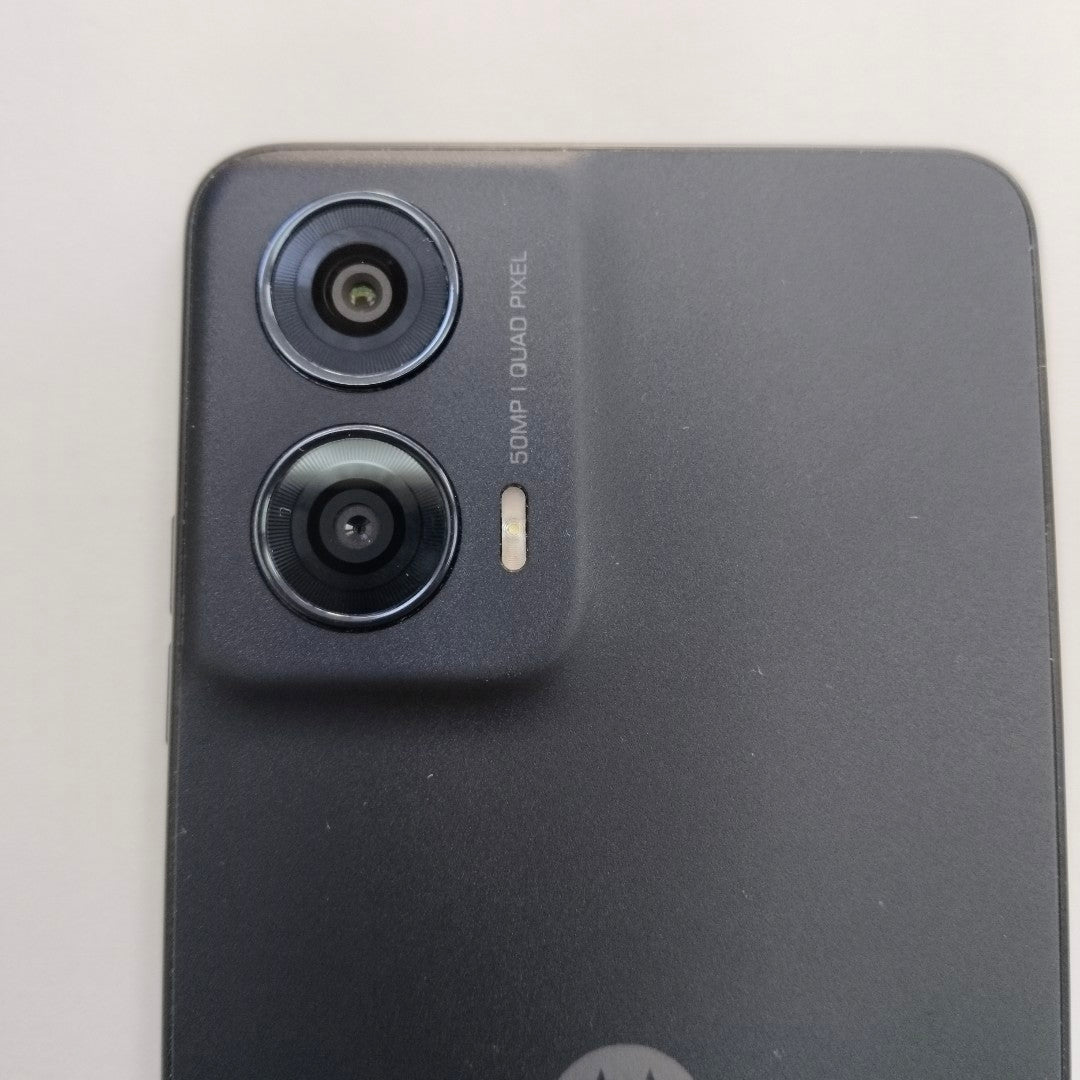 CELULAR MOTOROLA MOTO G24 XT2423-1 (2024) 256 GB 4 GB RAM (SEMINUEVO)