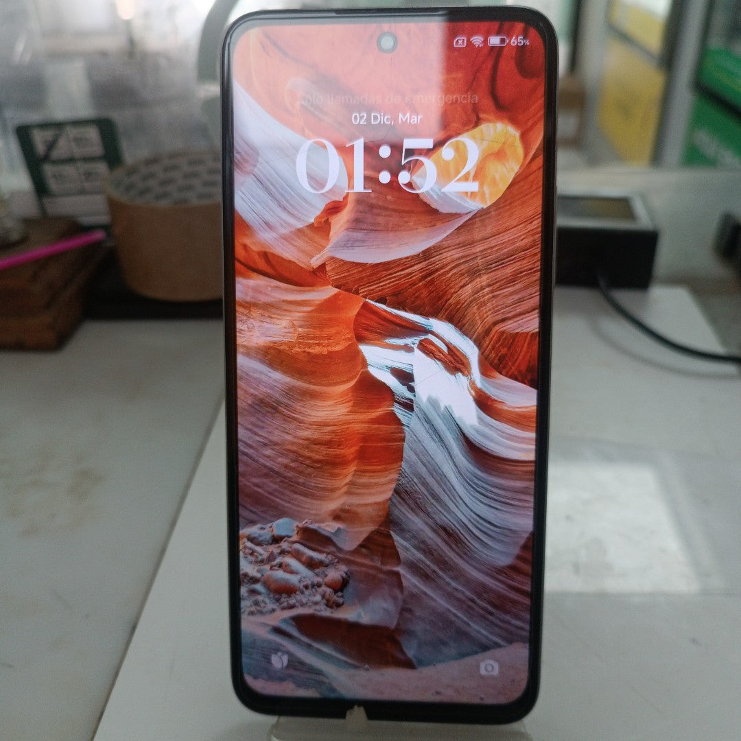 CELULAR XIAOMI REDMI 12 23053RN02L 256 GB 8 GB RAM (SEMINUEVO)