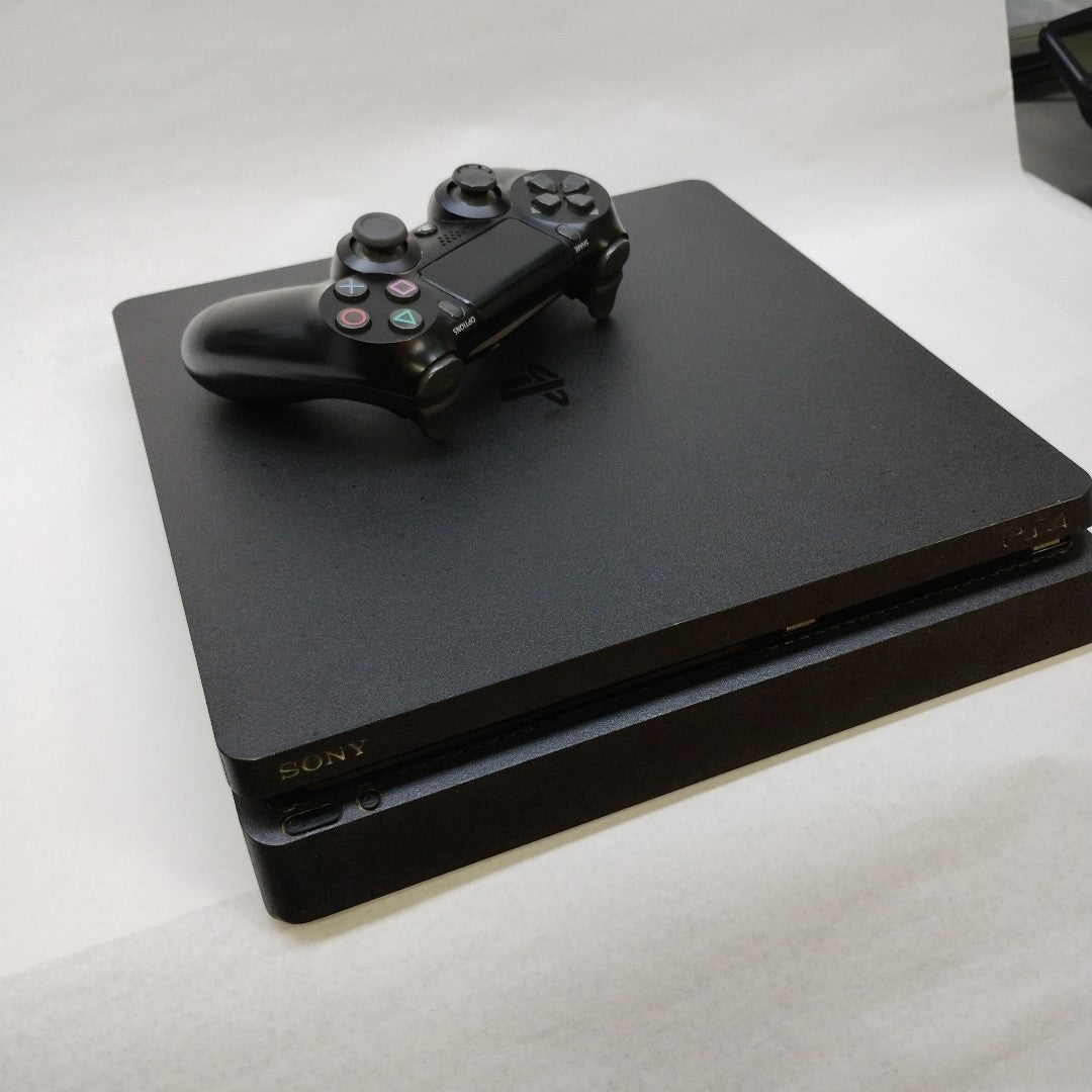 CONSOLA DE VIDEOJUEGO SONY PS4 SLIM 1 TB (SEMINUEVO)