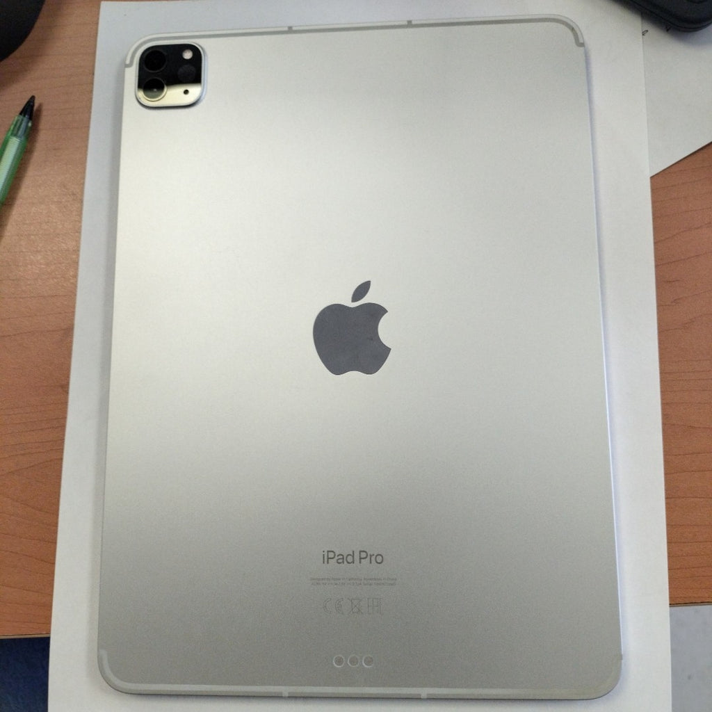 TABLETA APPLE IPAD PRO 4 11" A2761 256 GB 8 GB RAM (SEMINUEVO)