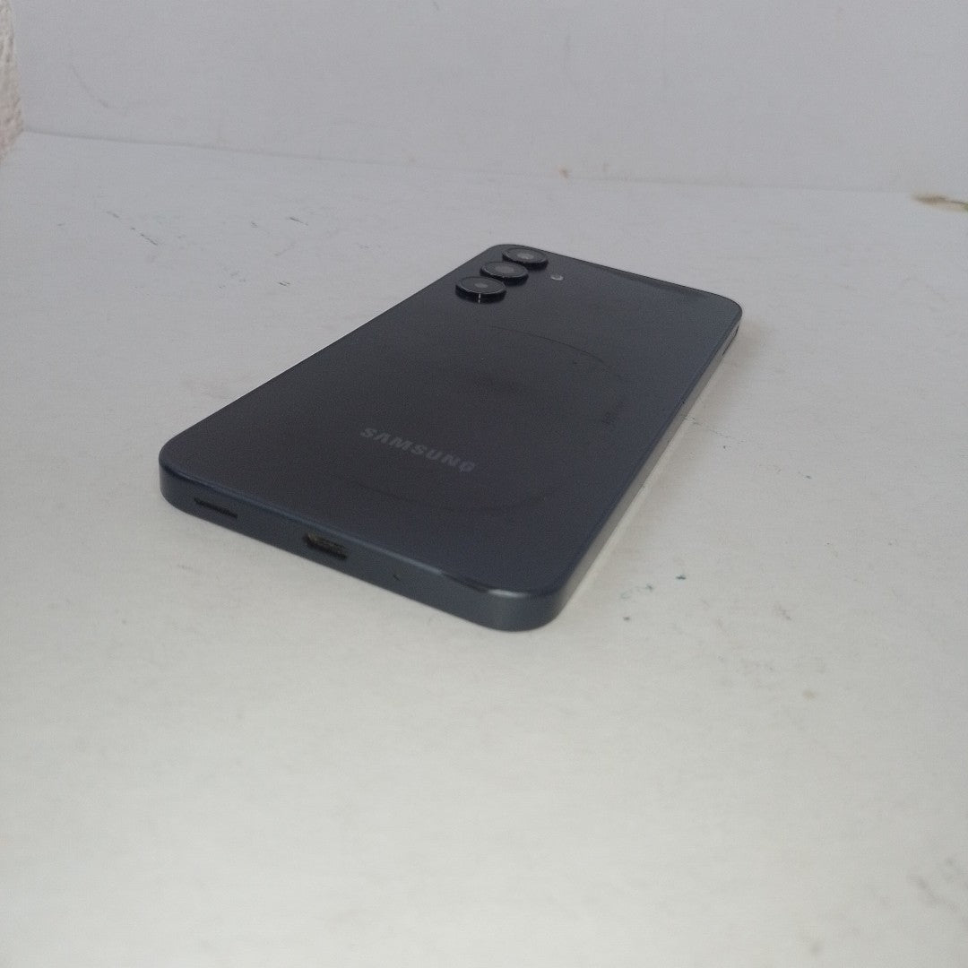 CELULAR SAMSUNG GALAXY A16 SM-A165M (2024) 128 GB 6 GB RAM (SEMINUEVO)