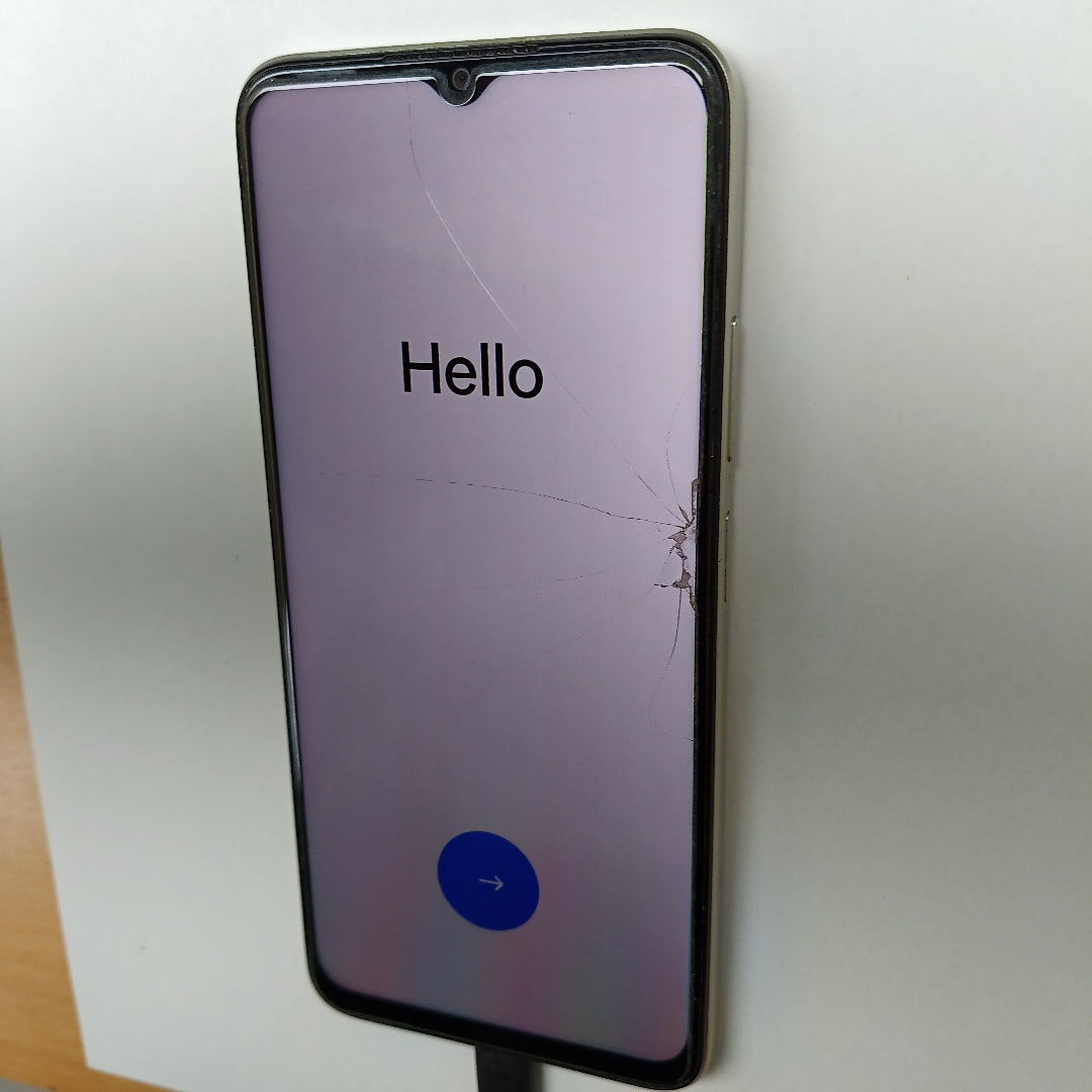 CELULAR OPPO  A38 CPH2579 (2023) 128 GB 4 GB RAM (SEMINUEVO)