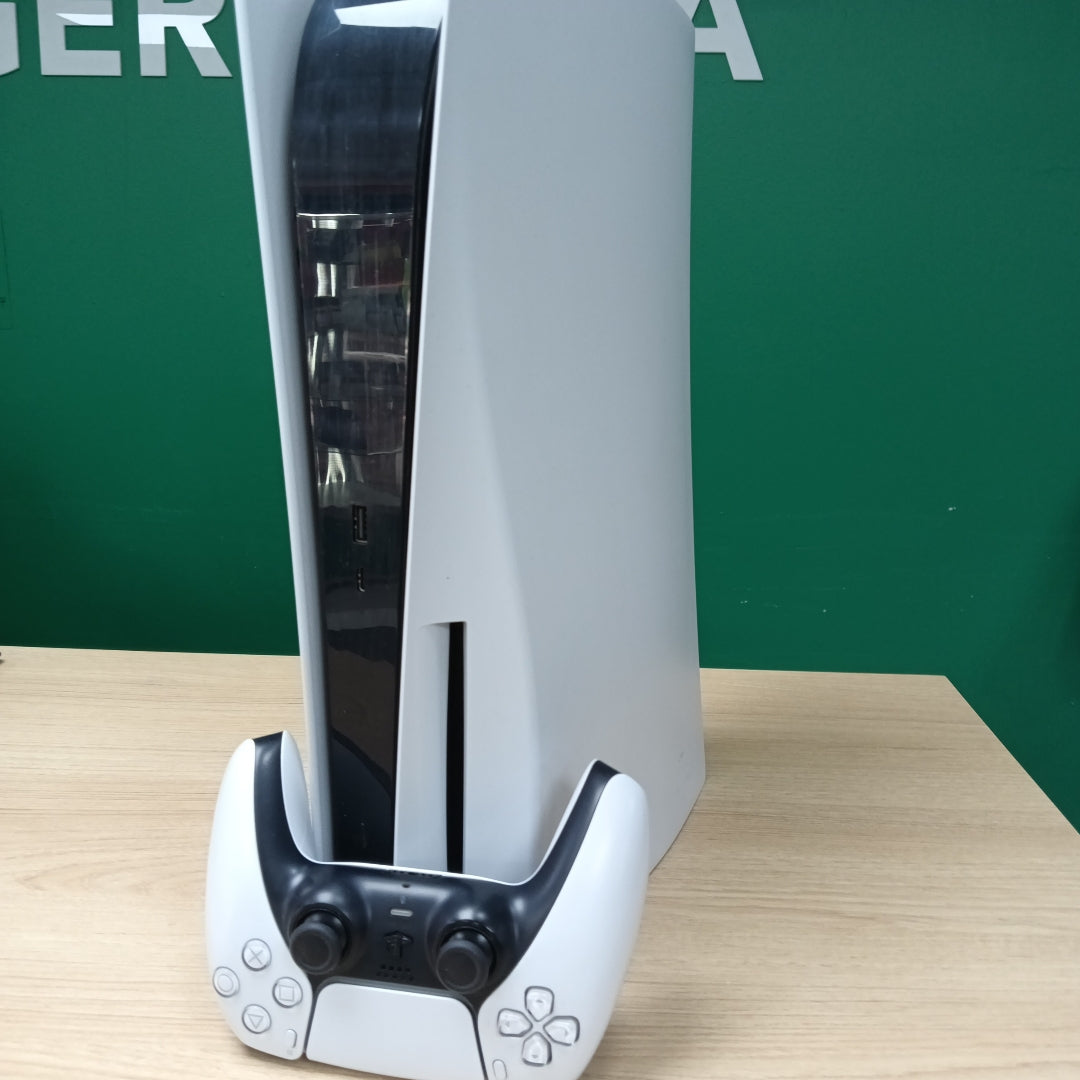 CONSOLA DE VIDEOJUEGO SONY PS5 825 SSD (SEMINUEVO)